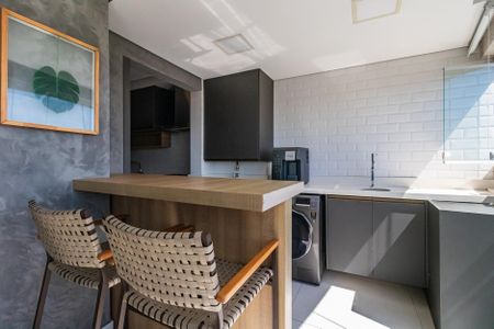 Apartamento à venda com 67m², 2 quartos e 2 vagas Apartamento à venda com 67m², 2 quartos e 2 vagasÁrea de Serviço/Varanda