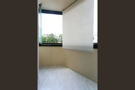 Apartamento à venda com 74m², 3 quartos e 1 vaga Apartamento à venda com 74m², 3 quartos e 1 vagaVaranda da Sala