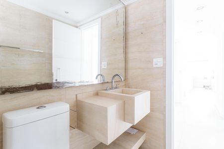 Apartamento à venda com 66m², 2 quartos e 1 vaga Apartamento à venda com 66m², 2 quartos e 1 vagaBanheiro