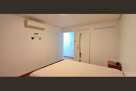 Apartamento à venda com 150m², 3 quartos e 2 vagas Apartamento à venda com 150m², 3 quartos e 2 vagasSuíte