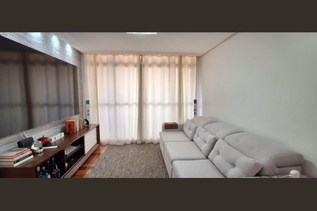 Apartamento à venda com 150m², 3 quartos e 2 vagas Apartamento à venda com 150m², 3 quartos e 2 vagasSala