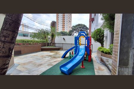 Apartamento à venda com 150m², 3 quartos e 2 vagas Apartamento à venda com 150m², 3 quartos e 2 vagasÁrea Comum