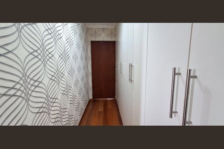 Apartamento à venda com 150m², 3 quartos e 2 vagas Apartamento à venda com 150m², 3 quartos e 2 vagasCloset da Suíte