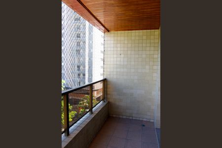 Apartamento à venda com 226m², 4 quartos e 2 vagas Apartamento à venda com 226m², 4 quartos e 2 vagasSacada