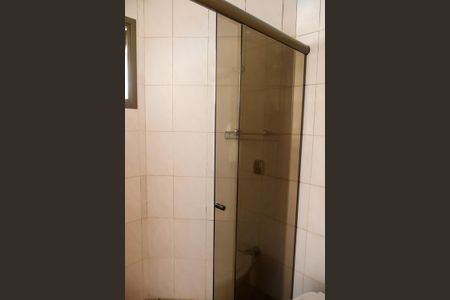 Apartamento à venda com 226m², 4 quartos e 2 vagas Apartamento à venda com 226m², 4 quartos e 2 vagasBanheiro da Suíte 3