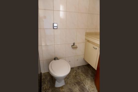 Apartamento à venda com 226m², 4 quartos e 2 vagas Apartamento à venda com 226m², 4 quartos e 2 vagasBanheiro da Suíte 3