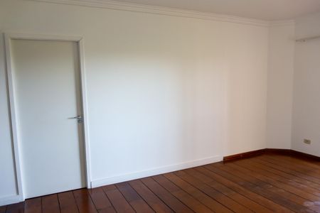 Apartamento à venda com 226m², 4 quartos e 2 vagas Apartamento à venda com 226m², 4 quartos e 2 vagassala