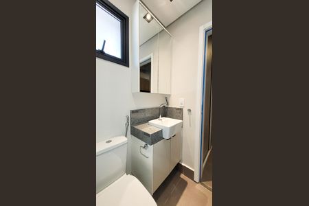 Studio para alugar com 17m², 1 quarto e sem vaga Studio para alugar com 17m², 1 quarto e sem vagaBanheiro Social