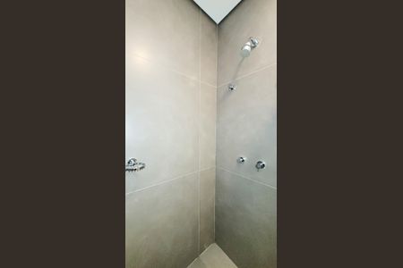 Studio para alugar com 17m², 1 quarto e sem vaga Studio para alugar com 17m², 1 quarto e sem vagaBanheiro Social