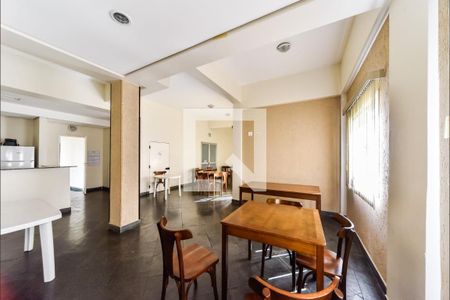 Apartamento à venda com 70m², 3 quartos e 1 vaga Apartamento à venda com 70m², 3 quartos e 1 vagaÁrea comum - Salão de festas