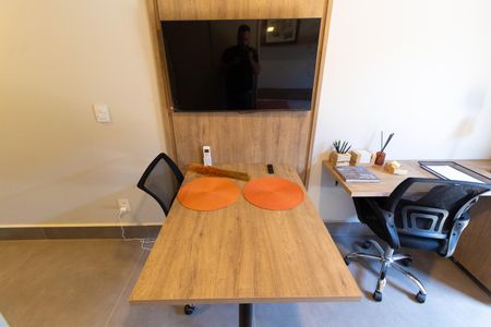 Studio para alugar com 17m², 1 quarto e sem vaga Studio para alugar com 17m², 1 quarto e sem vagaSala/Quarto