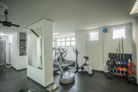 Apartamento à venda com 75m², 3 quartos e 1 vaga Apartamento à venda com 75m², 3 quartos e 1 vagaÁrea comum - Academia