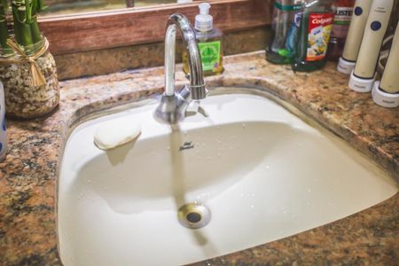 Apartamento à venda com 75m², 3 quartos e 1 vaga Apartamento à venda com 75m², 3 quartos e 1 vagaBanheiro