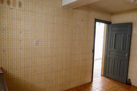 Casa à venda com 146m², 2 quartos e 2 vagas Casa à venda com 146m², 2 quartos e 2 vagasCozinha