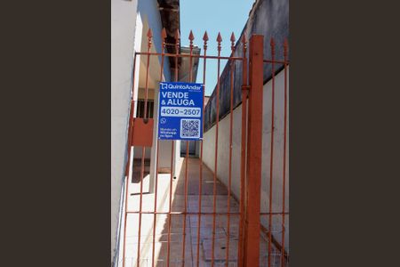 Casa à venda com 146m², 2 quartos e 2 vagas Casa à venda com 146m², 2 quartos e 2 vagasPlaca