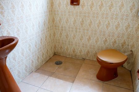 Casa à venda com 146m², 2 quartos e 2 vagas Casa à venda com 146m², 2 quartos e 2 vagasBanheiro