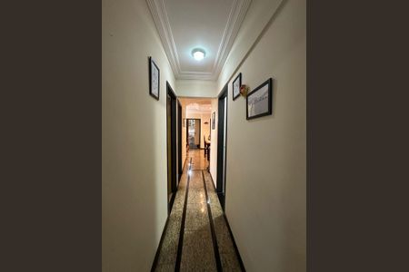 Apartamento à venda com 81m², 3 quartos e 2 vagas Apartamento à venda com 81m², 3 quartos e 2 vagasCorredor - sala