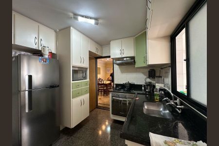 Apartamento à venda com 81m², 3 quartos e 2 vagas Apartamento à venda com 81m², 3 quartos e 2 vagasCozinha