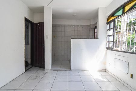 Apartamento para alugar com 30m², 1 quarto e sem vaga Apartamento para alugar com 30m², 1 quarto e sem vagaSala