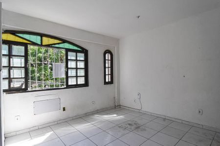 Apartamento para alugar com 30m², 1 quarto e sem vaga Apartamento para alugar com 30m², 1 quarto e sem vagaSala