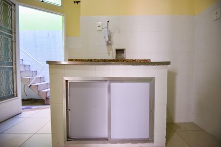 Casa de condomínio à venda com 79m², 2 quartos e 1 vaga Casa de condomínio à venda com 79m², 2 quartos e 1 vagaCozinha