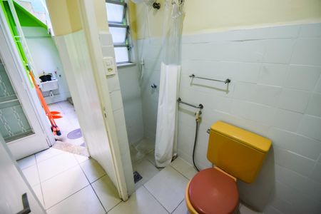 Casa de condomínio à venda com 79m², 2 quartos e 1 vaga Casa de condomínio à venda com 79m², 2 quartos e 1 vagaBanheiro