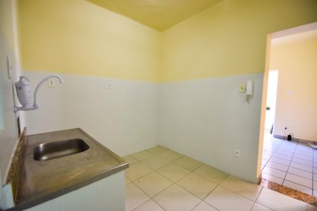 Casa de condomínio à venda com 79m², 2 quartos e 1 vaga Casa de condomínio à venda com 79m², 2 quartos e 1 vagaCozinha