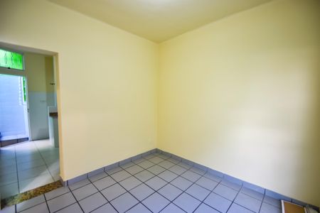 Casa de condomínio à venda com 79m², 2 quartos e 1 vaga Casa de condomínio à venda com 79m², 2 quartos e 1 vagaSala