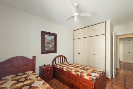 Apartamento para alugar com 142m², 3 quartos e 1 vaga Apartamento para alugar com 142m², 3 quartos e 1 vagaQuarto 2