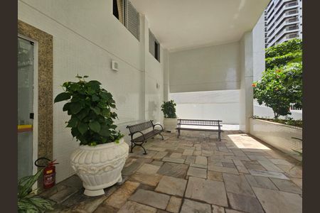 Apartamento para alugar com 142m², 3 quartos e 1 vaga Apartamento para alugar com 142m², 3 quartos e 1 vagaÁrea de Lazer