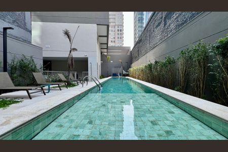 Studio para alugar com 26m², 1 quarto e sem vaga Studio para alugar com 26m², 1 quarto e sem vagaPiscina