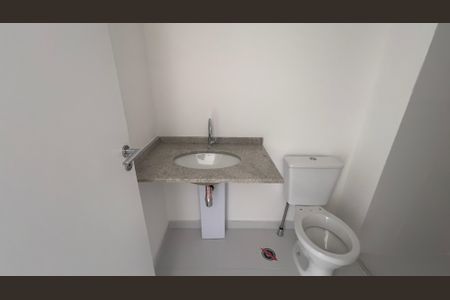 Studio para alugar com 26m², 1 quarto e sem vaga Studio para alugar com 26m², 1 quarto e sem vagaBanheiro