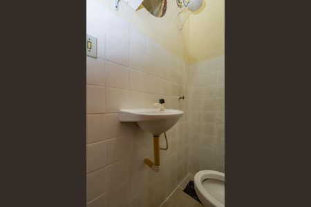 Studio para alugar com 16m², 1 quarto e sem vaga Studio para alugar com 16m², 1 quarto e sem vagaStudio Banheiro