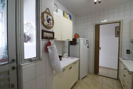 Apartamento para alugar com 103m², 3 quartos e 2 vagas Apartamento para alugar com 103m², 3 quartos e 2 vagasCozinha