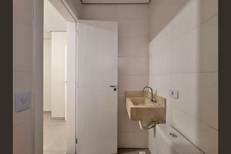 Apartamento para alugar com 50m², 2 quartos e 1 vaga Apartamento para alugar com 50m², 2 quartos e 1 vagaBanheiro da Suíte