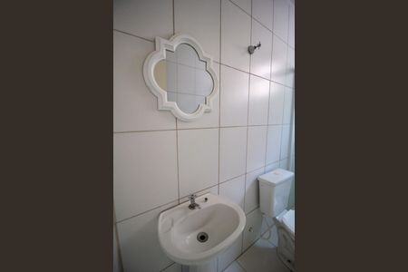 Apartamento para alugar com 70m², 2 quartos e 1 vaga Apartamento para alugar com 70m², 2 quartos e 1 vagaBanheiro