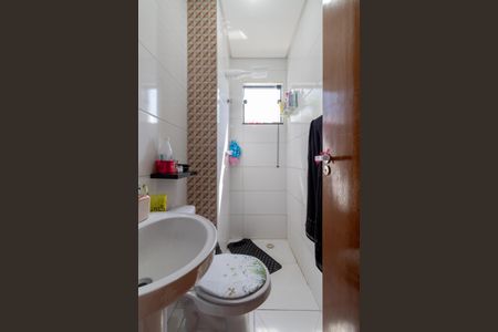 Apartamento à venda com 48m², 2 quartos e sem vaga Apartamento à venda com 48m², 2 quartos e sem vagaBanheiro
