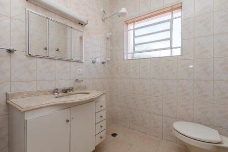 Casa para alugar com 170m², 3 quartos e 2 vagas Casa para alugar com 170m², 3 quartos e 2 vagasBanheiro