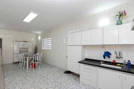 Casa para alugar com 170m², 3 quartos e 2 vagas Casa para alugar com 170m², 3 quartos e 2 vagasCozinha