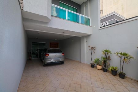 Casa à venda com 282m², 3 quartos e 4 vagas Casa à venda com 282m², 3 quartos e 4 vagasGaragem