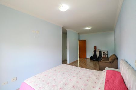 Casa à venda com 282m², 3 quartos e 4 vagas Casa à venda com 282m², 3 quartos e 4 vagasSuíte 1