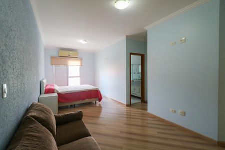 Casa à venda com 282m², 3 quartos e 4 vagas Casa à venda com 282m², 3 quartos e 4 vagasSuíte 1