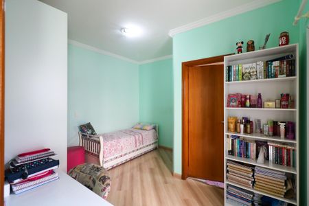 Casa à venda com 282m², 3 quartos e 4 vagas Casa à venda com 282m², 3 quartos e 4 vagasSuíte 2