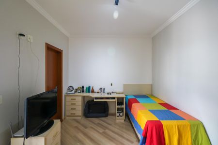 Casa à venda com 282m², 3 quartos e 4 vagas Casa à venda com 282m², 3 quartos e 4 vagasSuíte 3