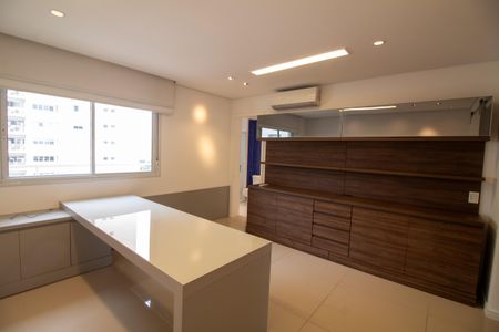 Apartamento à venda com 442m², 4 quartos e 6 vagas Apartamento à venda com 442m², 4 quartos e 6 vagasSuíte 3