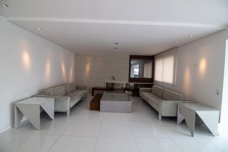 Apartamento à venda com 442m², 4 quartos e 6 vagas Apartamento à venda com 442m², 4 quartos e 6 vagasSala