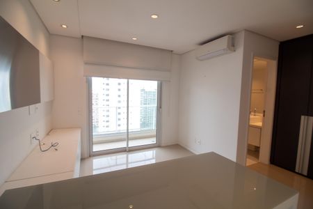 Apartamento à venda com 442m², 4 quartos e 6 vagas Apartamento à venda com 442m², 4 quartos e 6 vagasSuíte 2