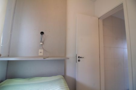 Apartamento à venda com 442m², 4 quartos e 6 vagas Apartamento à venda com 442m², 4 quartos e 6 vagasQuarto de Serviço