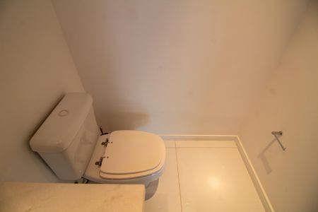 Apartamento à venda com 442m², 4 quartos e 6 vagas Apartamento à venda com 442m², 4 quartos e 6 vagasLavabo