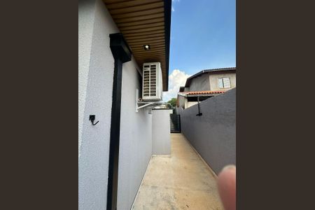 Casa de condomínio à venda com 400m², 4 quartos e 5 vagas Casa de condomínio à venda com 400m², 4 quartos e 5 vagasQuintal